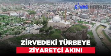 Abdulvahap Gazi Türbesine Ziyaretçi Akını